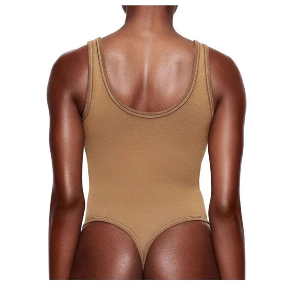Skims Outdoor Basics Bodysuit - Picture 2 of 6